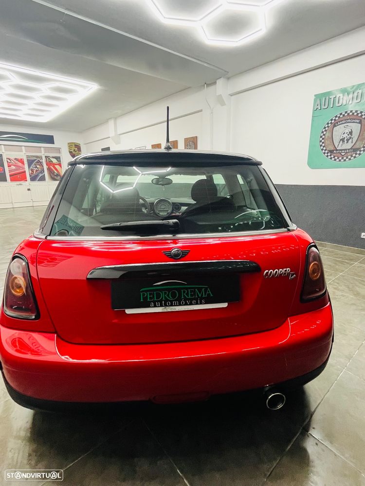 MINI 3 Portas Cooper D - 19