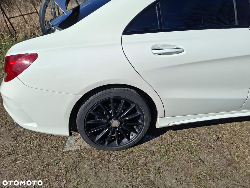 Mercedes-Benz CLA 250 7G-DCT UrbanStyle Edition - 9
