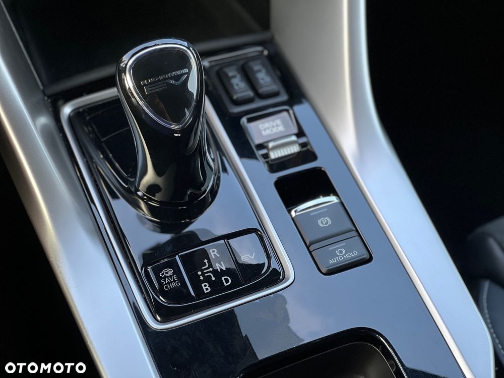 Mitsubishi Eclipse Cross - 28