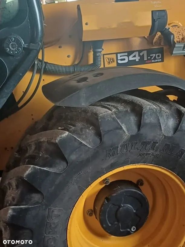 JCB 541-70 AGRISUPER - 18