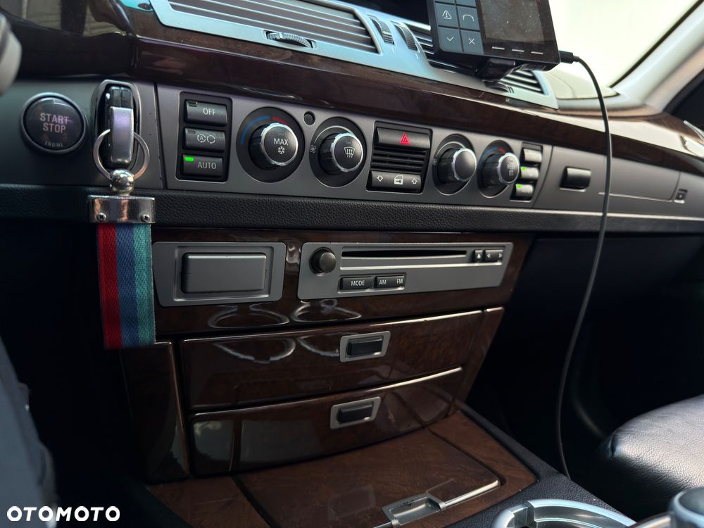 BMW Seria 7 730d - 33