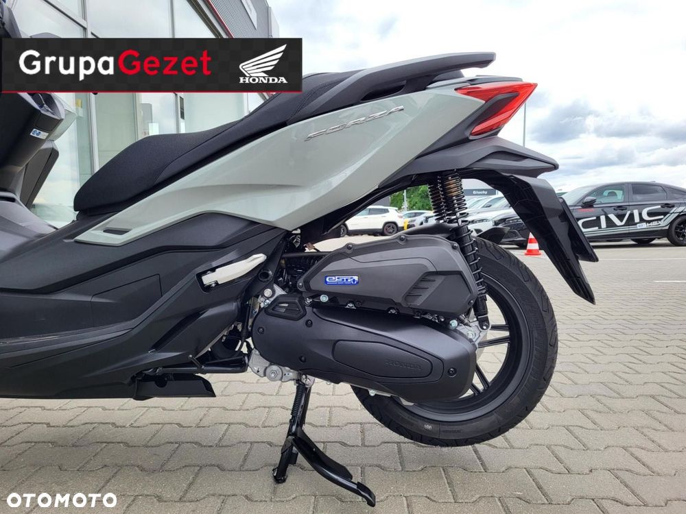Honda NSS - 8