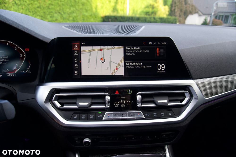 BMW Seria 3 - 16