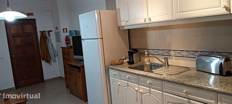 Vende-se  Magnífico T1 Duplex  Praia Rocha - Grande imagem: 2/6