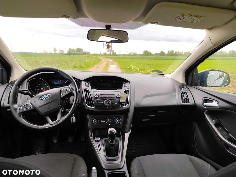 Ford Focus 1.6 Trend - 6