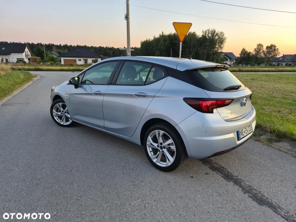 Opel Astra 1.4 Turbo Innovation - 12