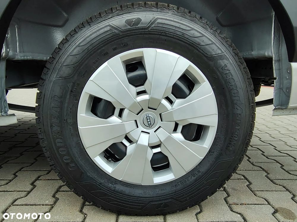 Nissan Interstar - 33
