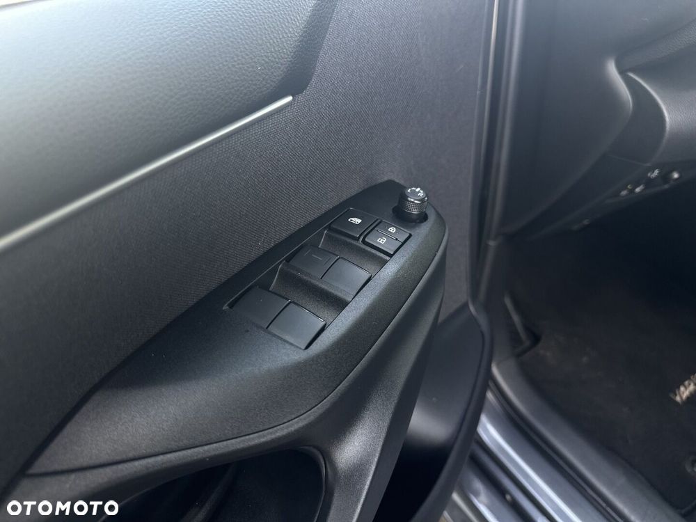Toyota Yaris Hybrid 1.5 Style - 17