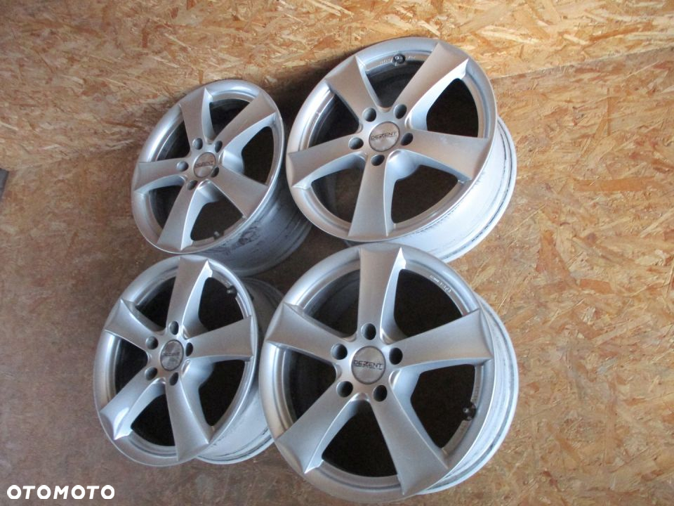 FELGI ALUMINIOWE DEZENT 7,5X17 ET32 5x120 - 3