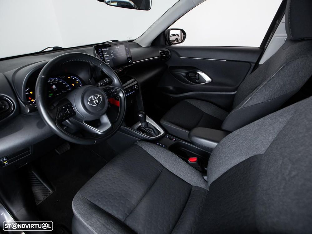 Toyota Yaris Cross 1.5 HDF Comfort Plus - 7