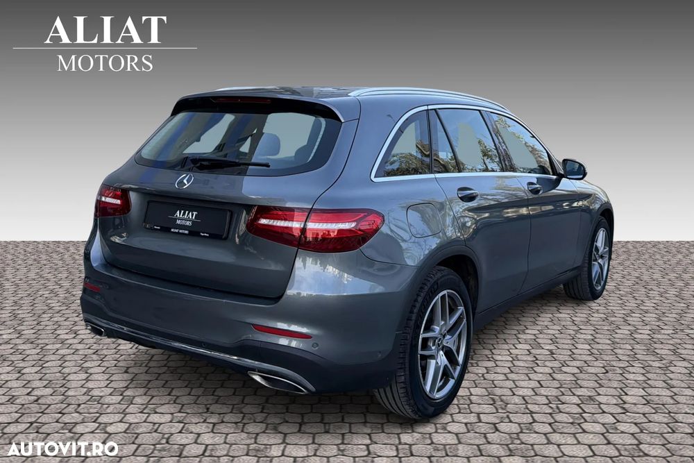 Mercedes-Benz GLC 250 4MATIC 9G-TRONIC AMG Line - 5