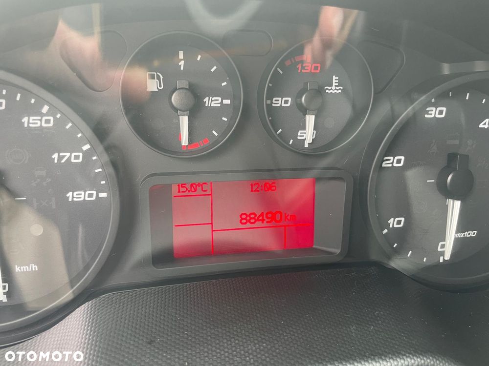 Iveco 35S18 Kontener 8EP Winda - 12