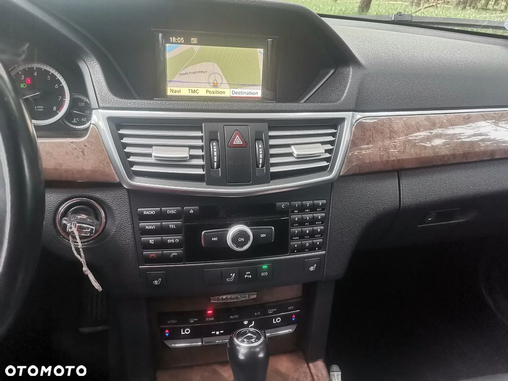 Mercedes-Benz Klasa E - 8