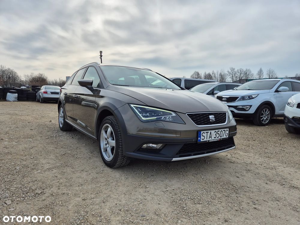 Seat Leon Sportstourer 2.0 TDI Start&Stop 4Drive X-Perience - 2