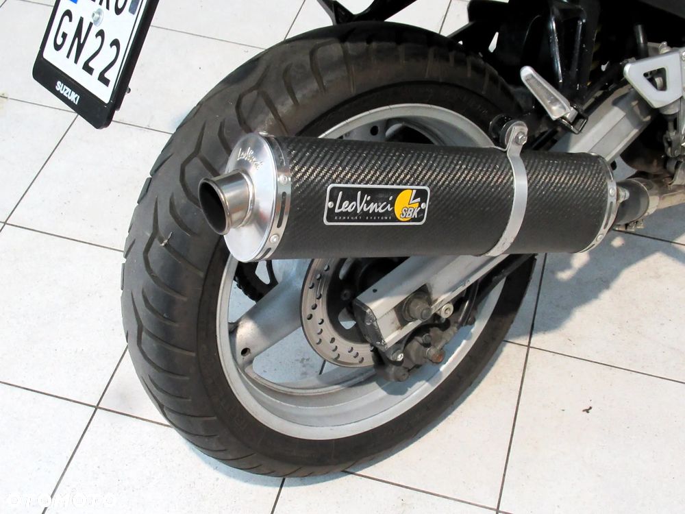 Suzuki SV - 19