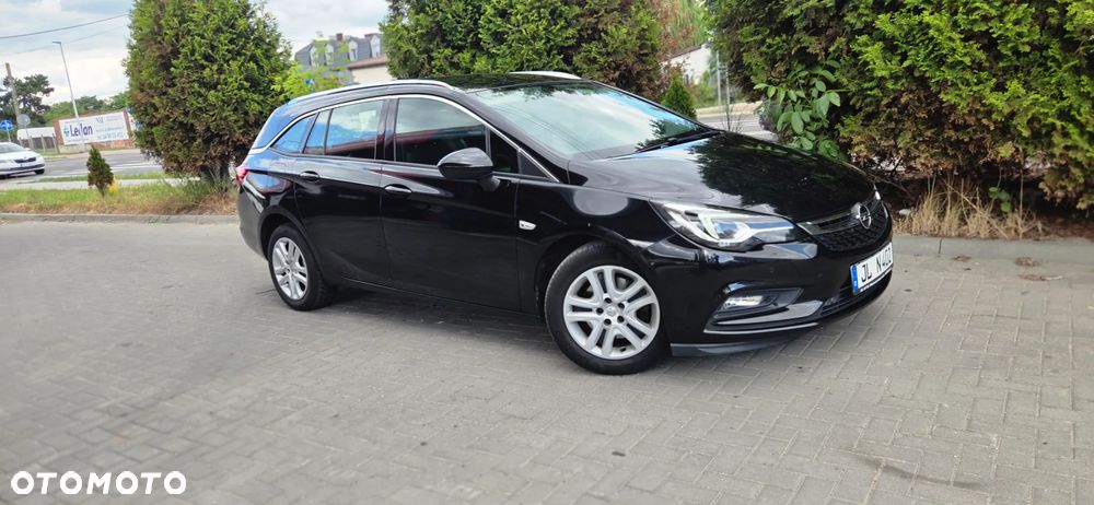 Opel Astra 1.6 D (CDTI) Start/Stop Innovation - 17