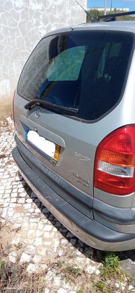 Opel Zafira 2.0 DTi Elegance - 2