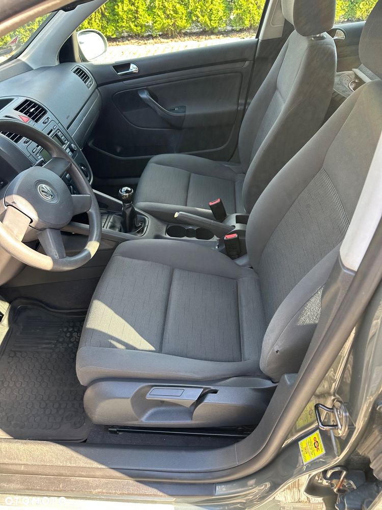 Volkswagen Golf 2.0 TDI DPF Trendline - 6