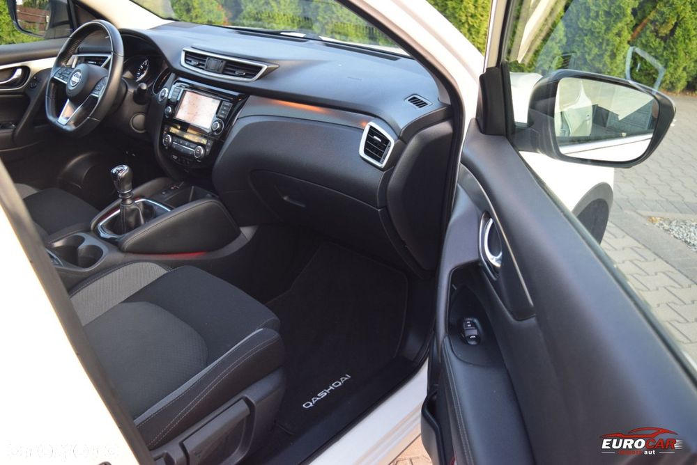 Nissan Qashqai 1.3 DIG-T Tekna - 15