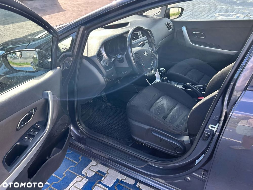 Kia Ceed 1.4 CVVT - 9