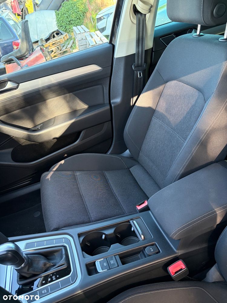 Volkswagen Passat 2.0 TDI BMT Comfortline DSG7 - 16