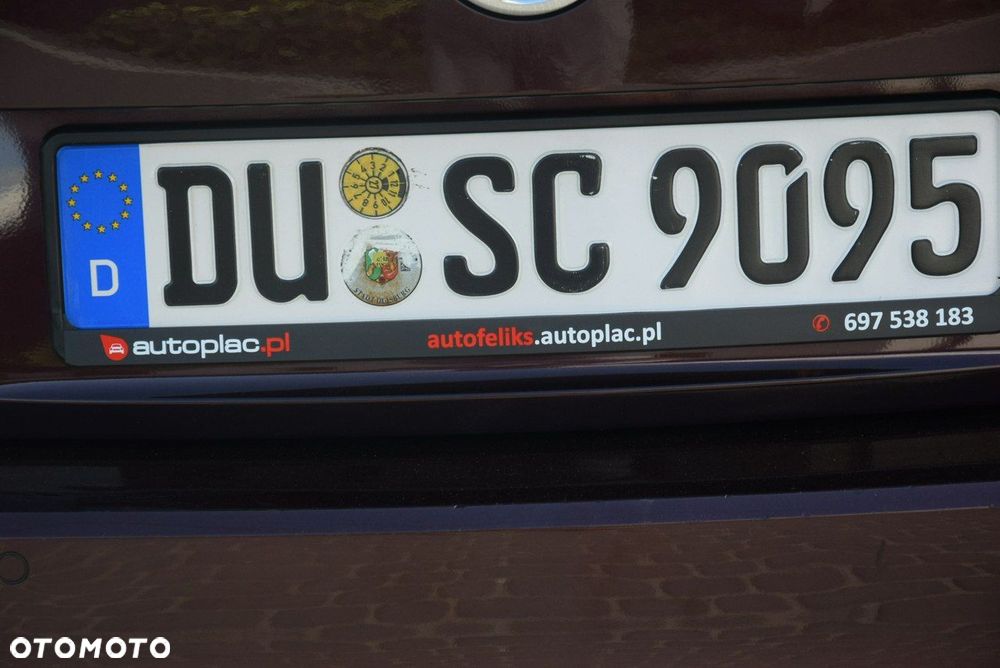 Volkswagen Passat - 17