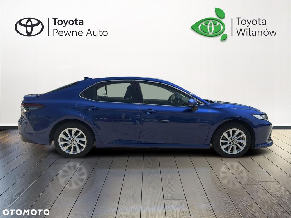Toyota Camry 2.5 Hybrid Comfort CVT - 6