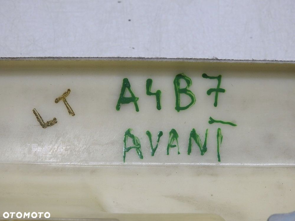 OSŁONA SŁUPKA PODSUFITKI LEWY TYŁ AUDI A4 B7 AVANT - 4