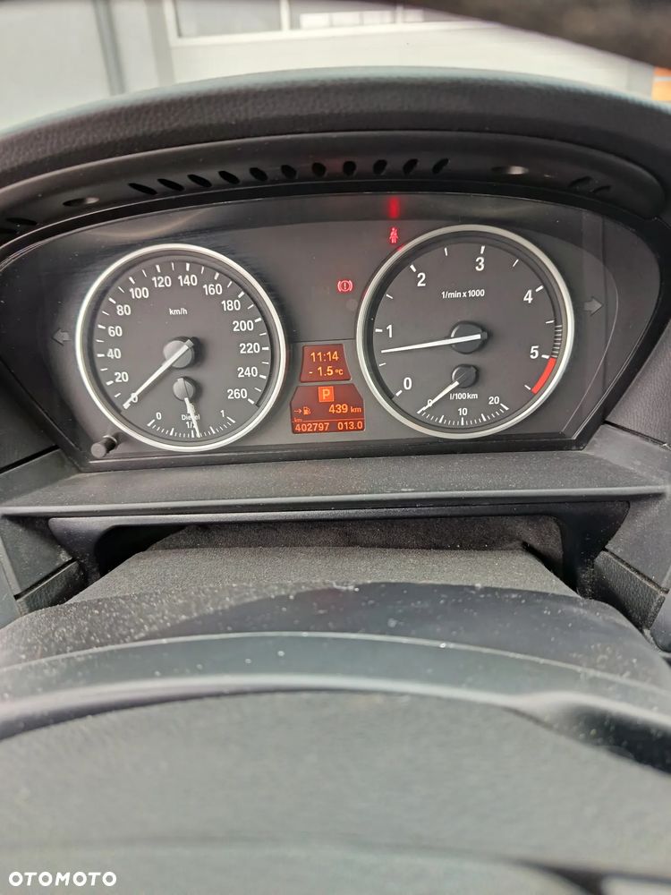 BMW Seria 5 525d - 11