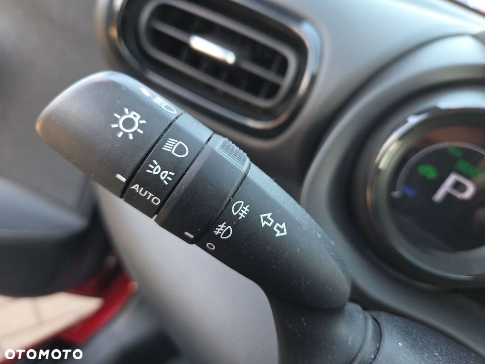 Toyota Yaris Hybrid 1.5 Selection Style - 18