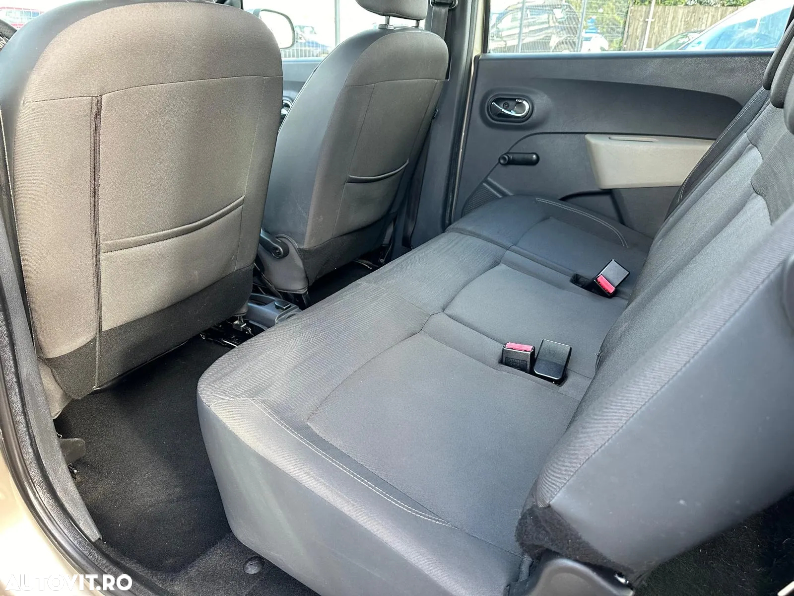 Dacia Lodgy 1.5 dCi Laureate - 21