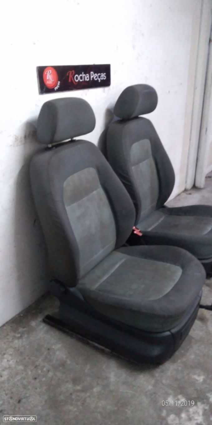 Estofos Da Frente Skoda Fabia I (6Y2) - 5