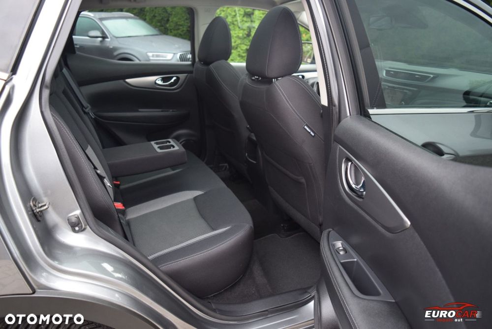 Nissan Qashqai 1.3 DIG-T DCT TEKNA - 17