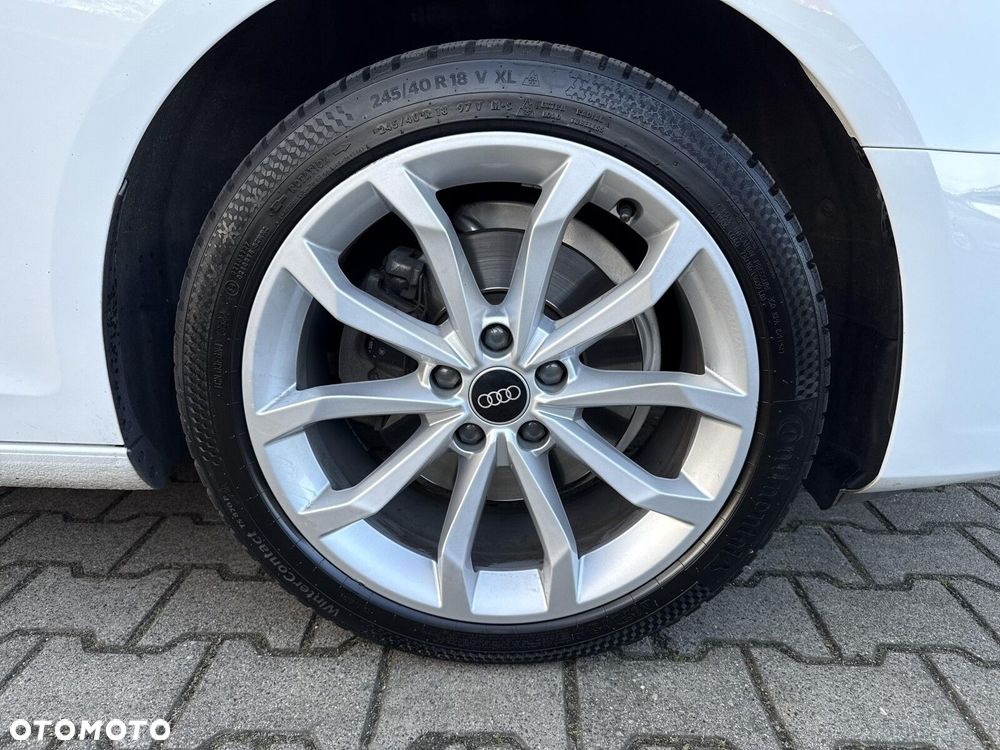 Audi A4 Avant - 32