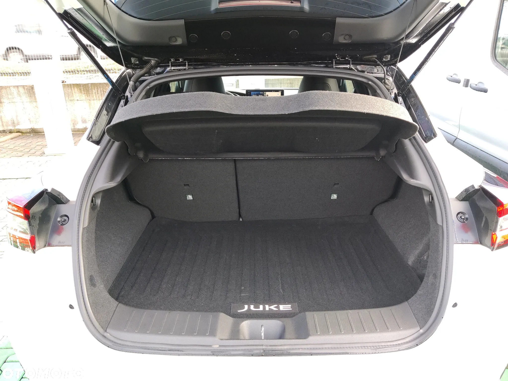 Nissan Juke 1.6 Hybrid N-Connecta AMT - 19