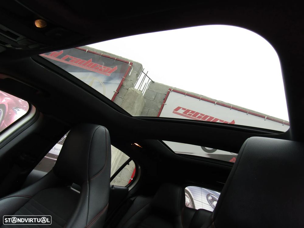 Mercedes-Benz GLA 220 CDI 4Matic 7G-DCT AMG Line - 12