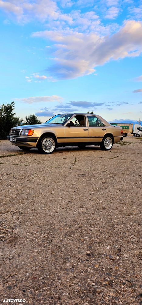 Mercedes-Benz W124 - 26