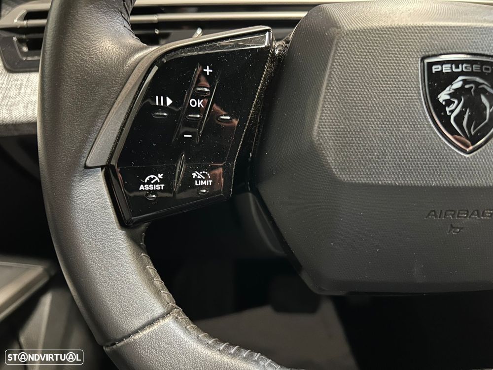 Peugeot 3008 1.2 Hybrid Allure e-DCS6 - 33