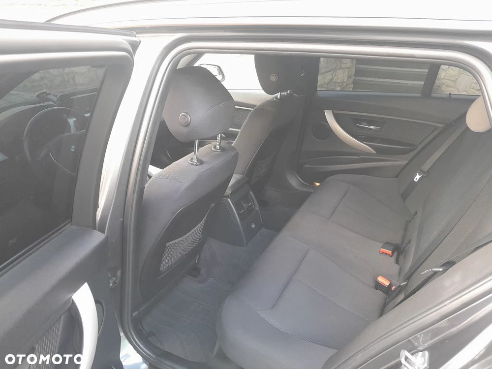 BMW Seria 3 - 10