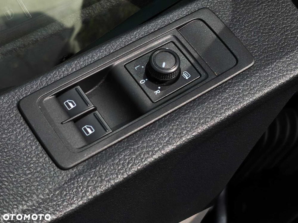 Volkswagen Transporter T6 BiTDI L1H2 4Motion DSG - 16