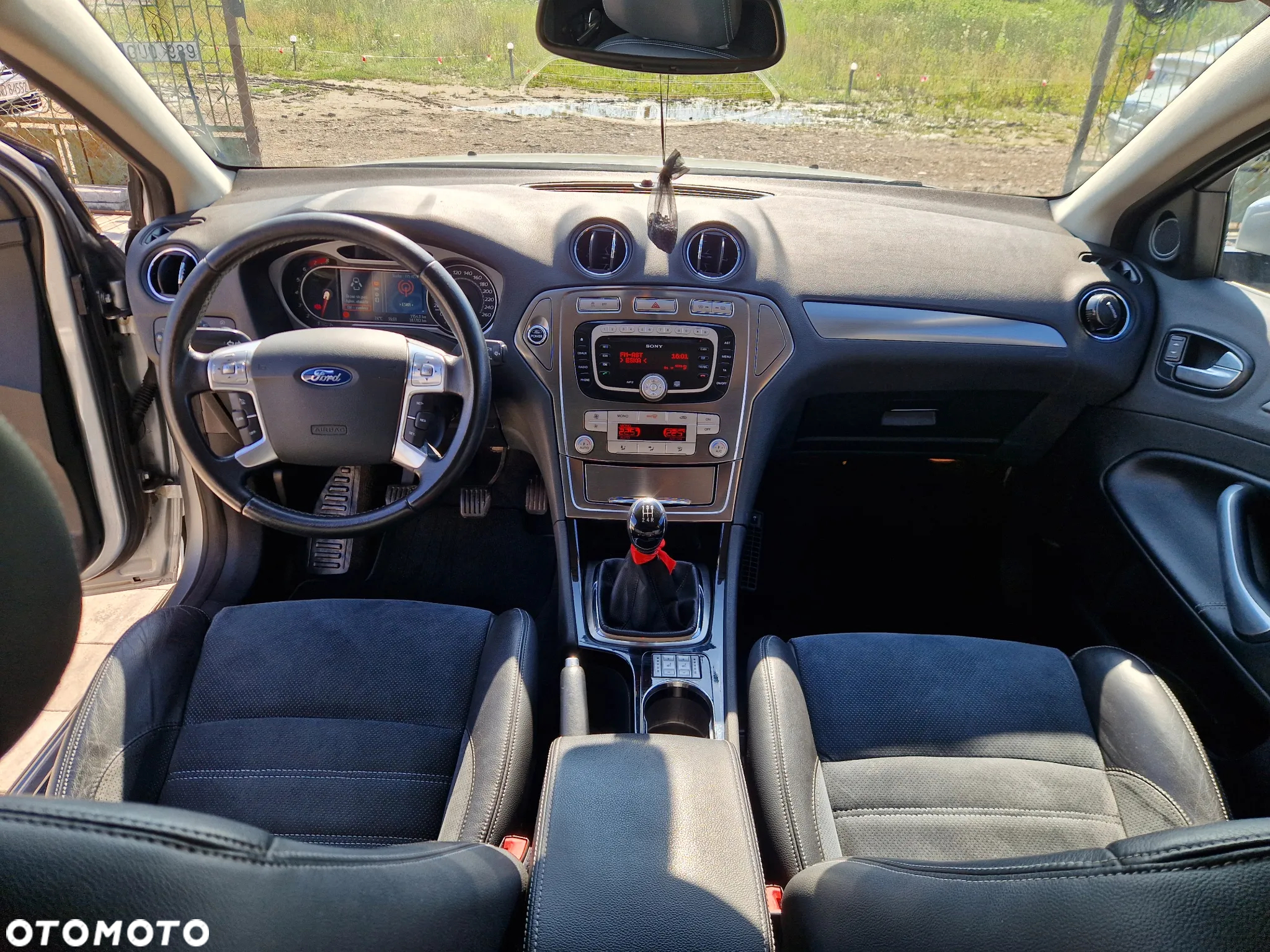 Ford Mondeo 2.0 Titanium X - 9