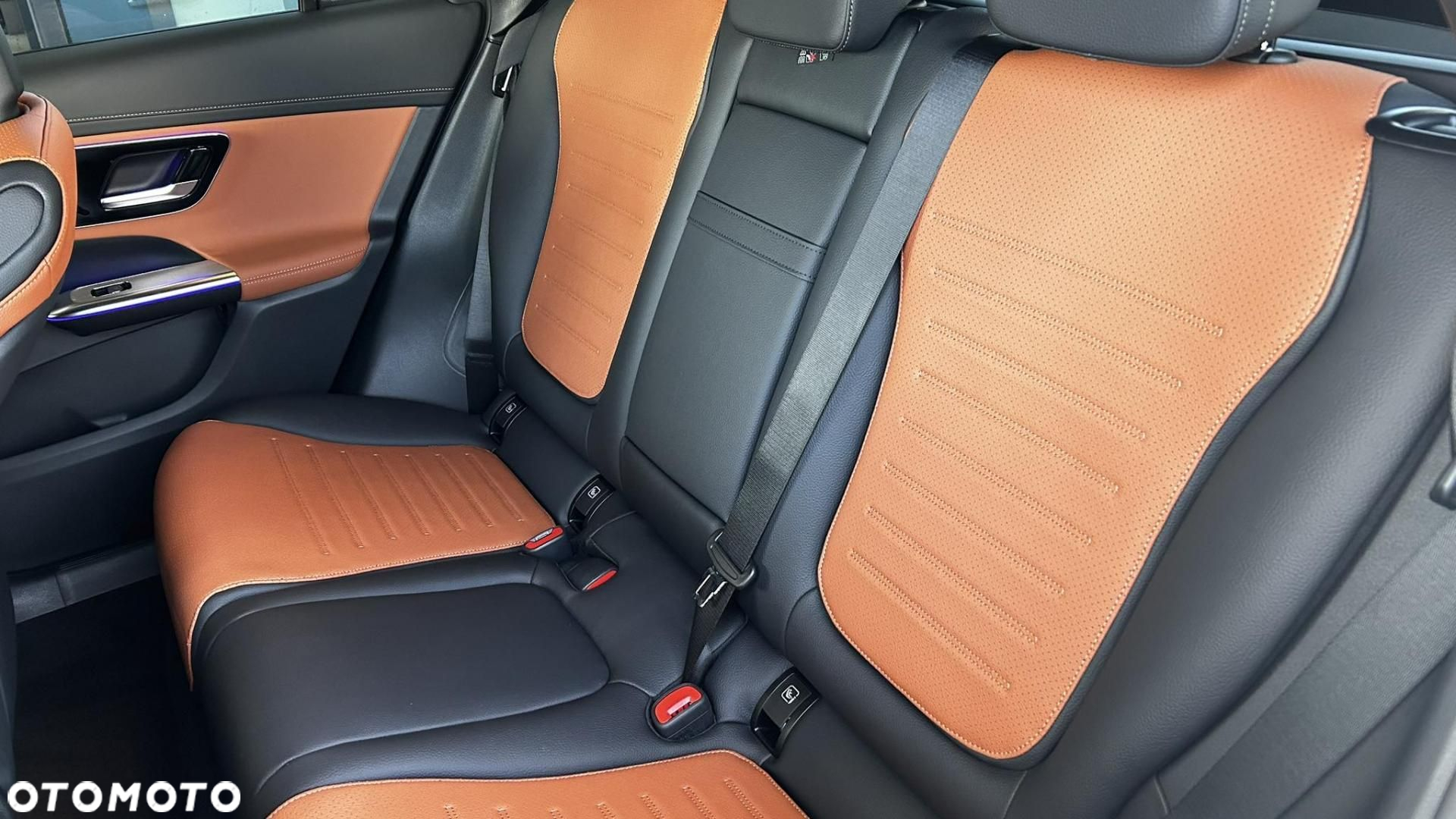 Mercedes-Benz GLC - 7