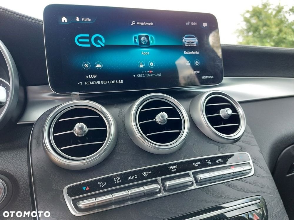 Mercedes-Benz GLC - 37