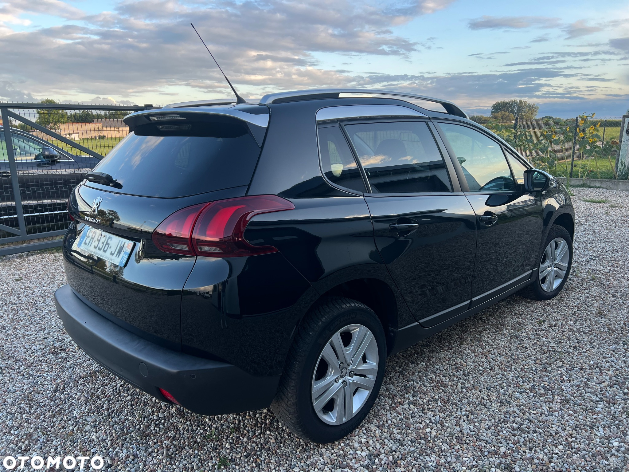 Peugeot 2008 PureTech 110 Style - 13