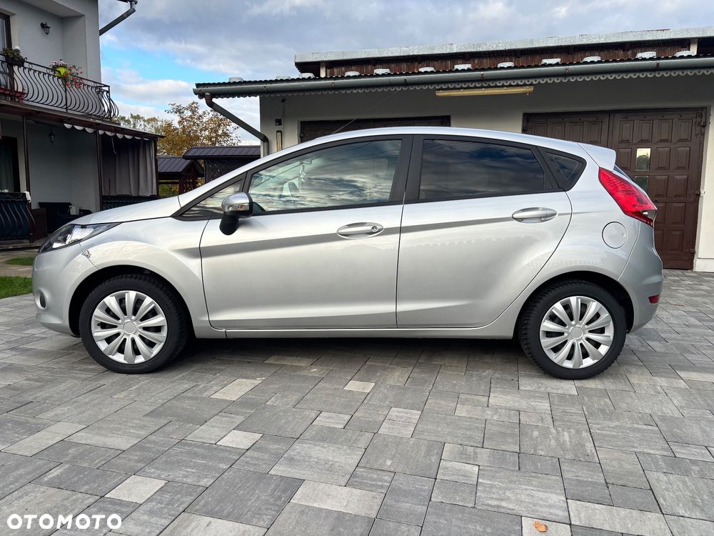 Ford Fiesta 1.25 Champions Edition - 5
