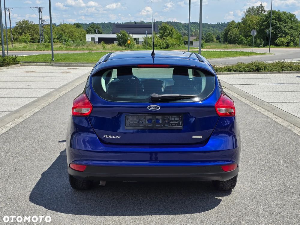 Ford Focus - 25
