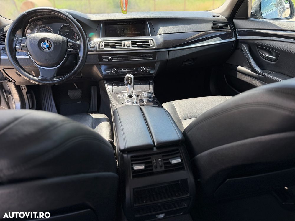BMW Seria 5 520d Aut. - 11