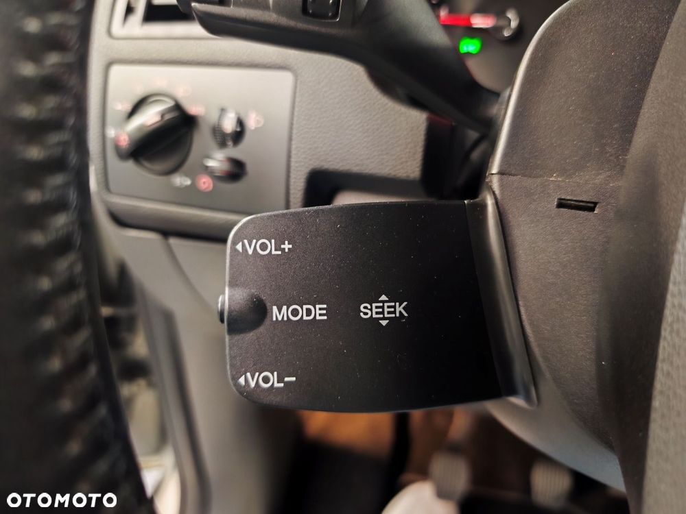 Volvo V70 D4 Geartronic Kinetic - 16