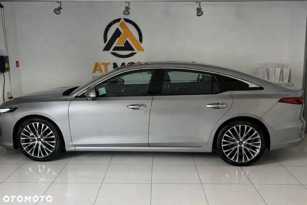Bestune B70 2.0T Elegance - 8
