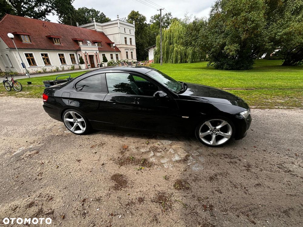 BMW Seria 3 320i Edition Exclusive - 4
